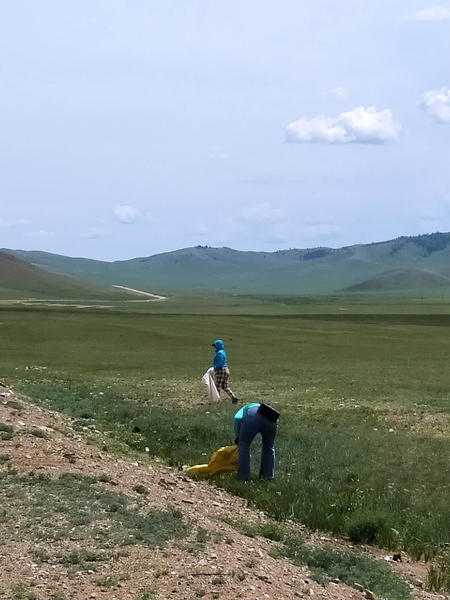 АВТО ЗАМ ДАГУУХ ХОГ ХАЯГДЛЫГ ЦЭВЭРЛЭЛЭЭ.