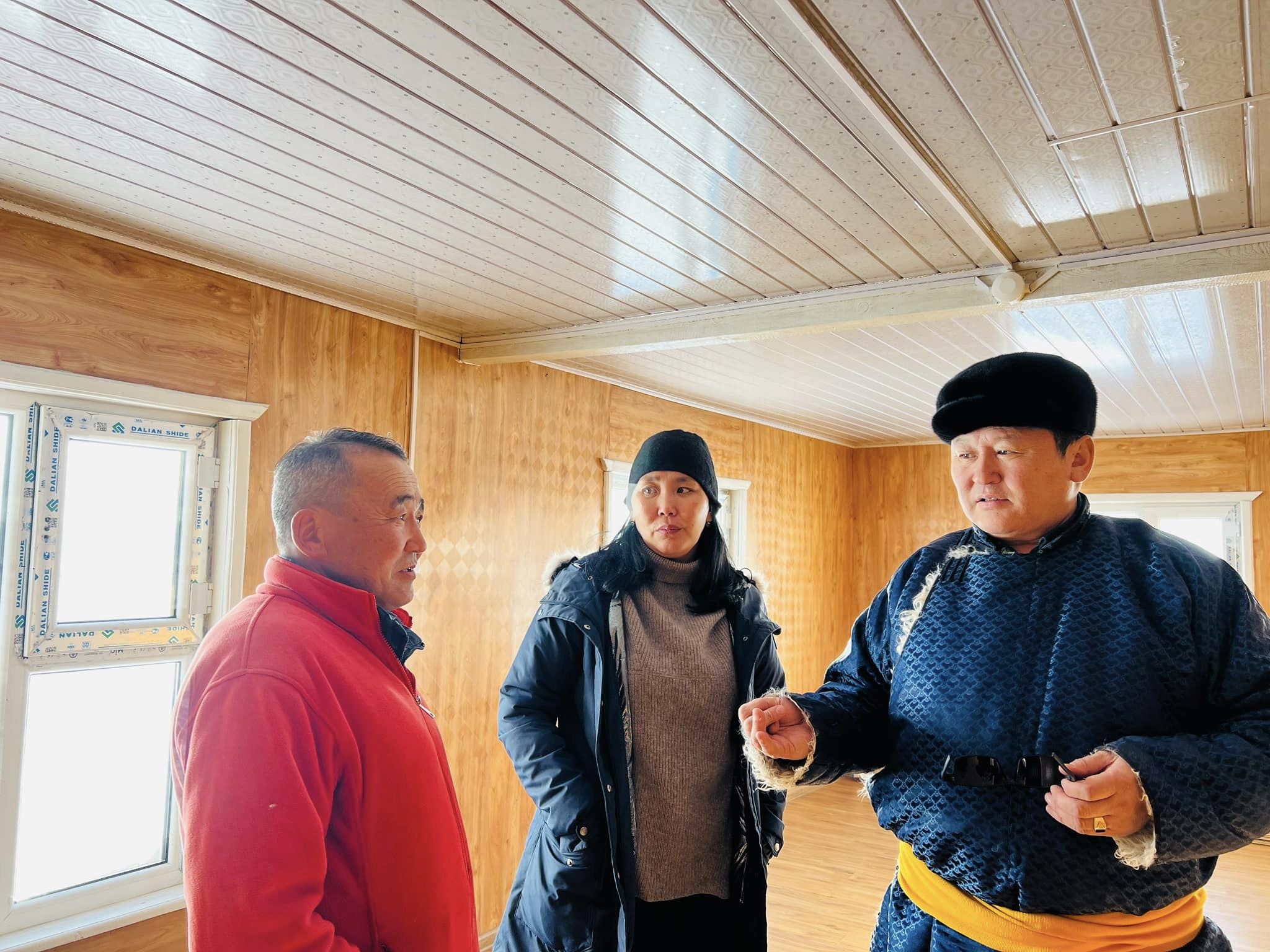 ХӨВСГӨЛ АЙМГИЙН ЗАСАГ ДАРГААР АХЛУУЛСАН АЖЛЫН ХЭСЭГ ЦЭЦЭРЛЭГ СУМАНД АЖИЛЛАЖ БАЙНА