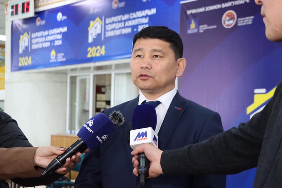 “БАРИЛГЫН САЛБАРЫН УДИРДАХ АЖИЛТНЫ ЗӨВЛӨГӨӨН-2024” БОЛЖ БАЙНА