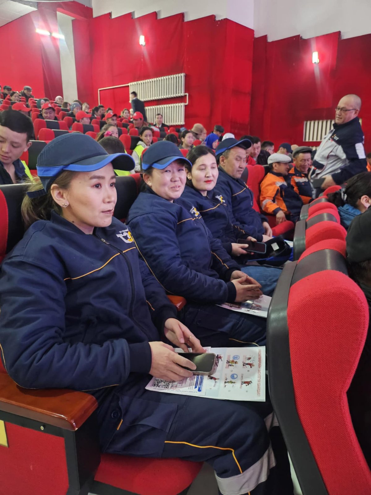 Хөдөлмөрийн аюулгүй байдал, эрүүл ахуй сарын аян-2025” нээлтийг аймгийн хэмжээнд хөгжимт драмын театрт 2025 оны 04 дүгээр сарын 02-ны өдөр зохион байгууллаа.