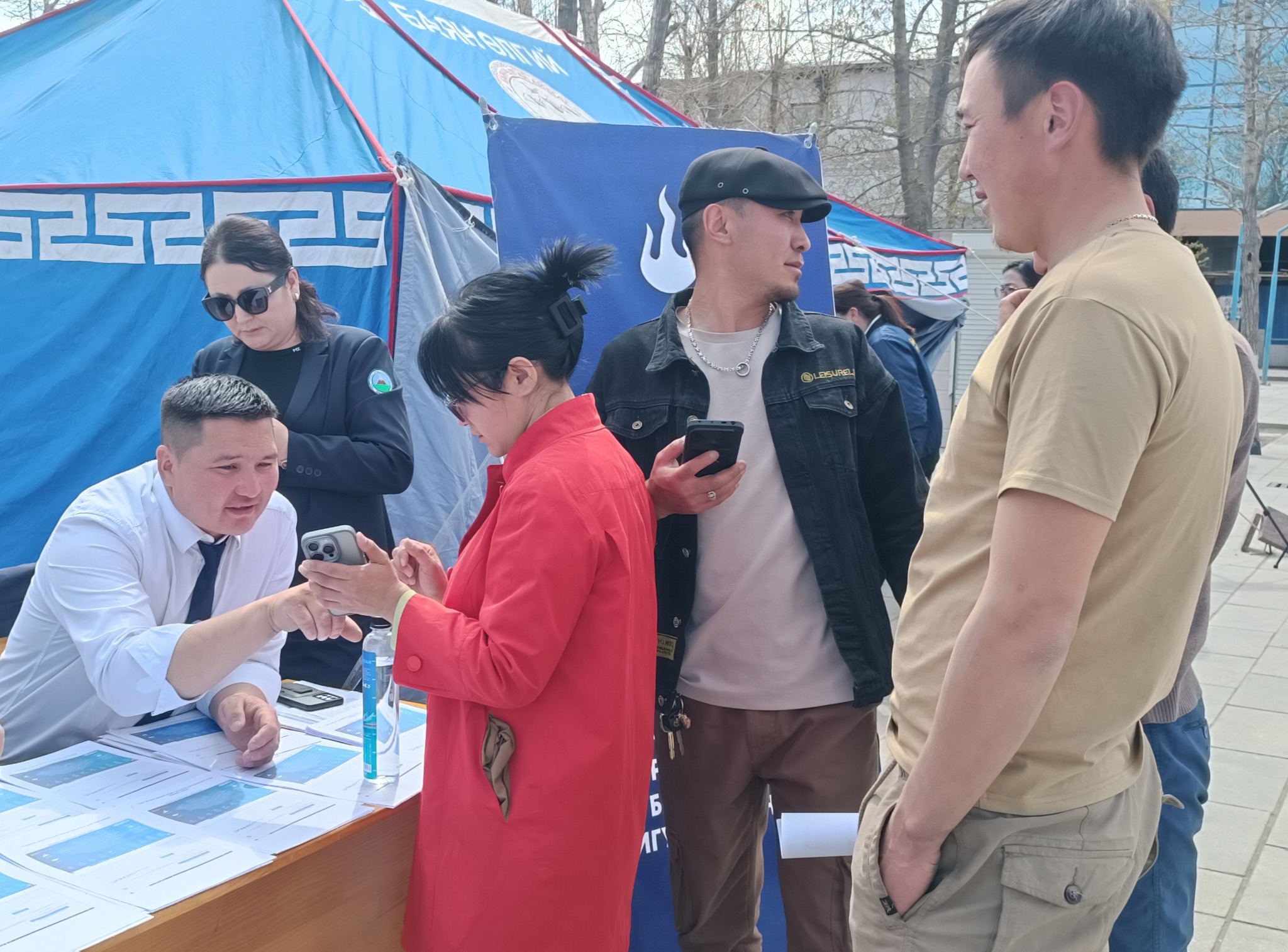 "Хууль сурталчлах нээлттэй хаалга"-ны өдөрлөг зохион байгууллаа.