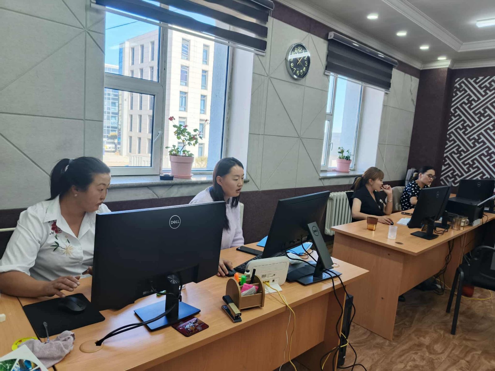 ГАЗАР ЗОХИОН БАЙГУУЛАЛТ, ГЕОДЕЗИ, ЗУРАГ ЗҮЙН ЕРӨНХИЙ ГАЗРААС САЛБАРЫН ХЯНАЛТ ШАЛГАЛТ ХИЙЛЭЭ.