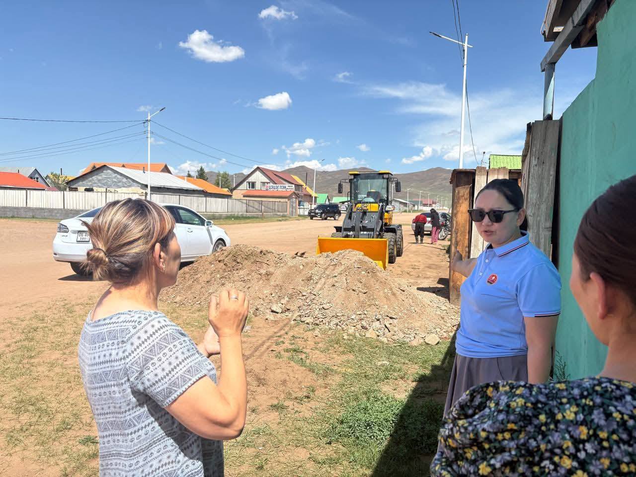 ИРГЭДЭЭС ИРҮҮЛСЭН ГОМДЛЫН ДАГУУ НИЙТИЙН ЭЗЭМШЛИЙН ТАЛБАЙД ЗӨВШӨӨРӨЛГҮЙ БАЙРЛУУЛСАН БОЛОН БАРЬСАН БАЙГУУЛАМЖИД МЭДЭГДЭЛ ХҮРГҮҮЛЛЭЭ.