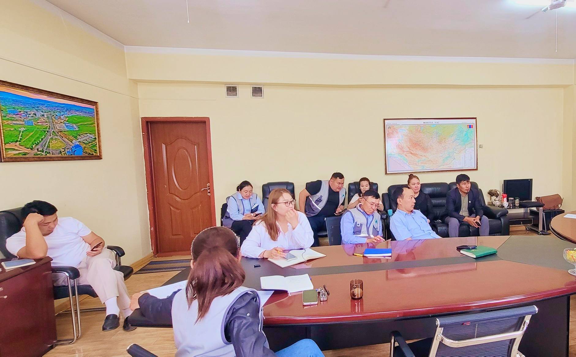 "ШИНЭТГЭЛЭЭР ТҮҮЧЭЭЛСЭН ТӨРИЙН АЛБА" АЯНД НЭГДЛЭЭ.