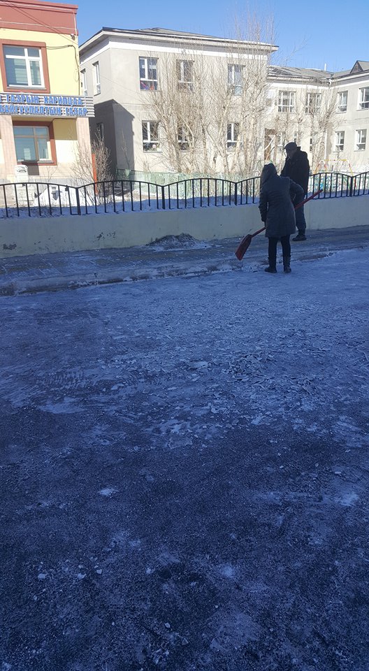 Бүх нийтийн их цэвэрлэгээ хийлээ