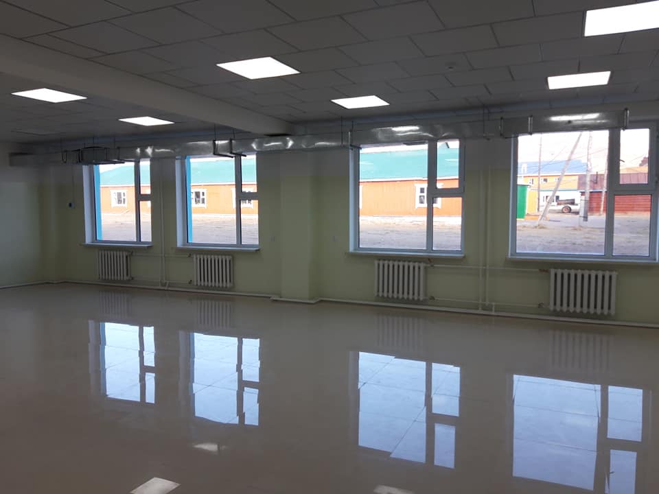 Хөвсгөл аймгийн Тосон цэнгэл сумын 320 хүүхдийн сургуулийн барилгад Улсын комисс ажиллаж байна.