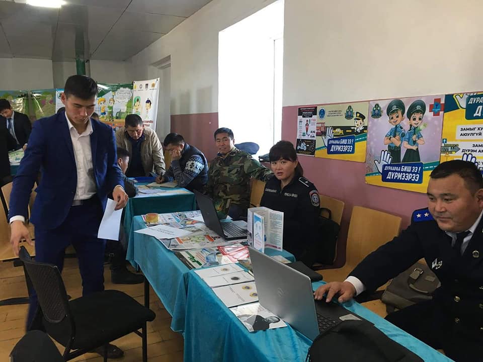 Эрх зүйн хөтөч өдөрлөг арга хэмжээ үргэлжилсээр Алаг-Эрдэнэ суманд