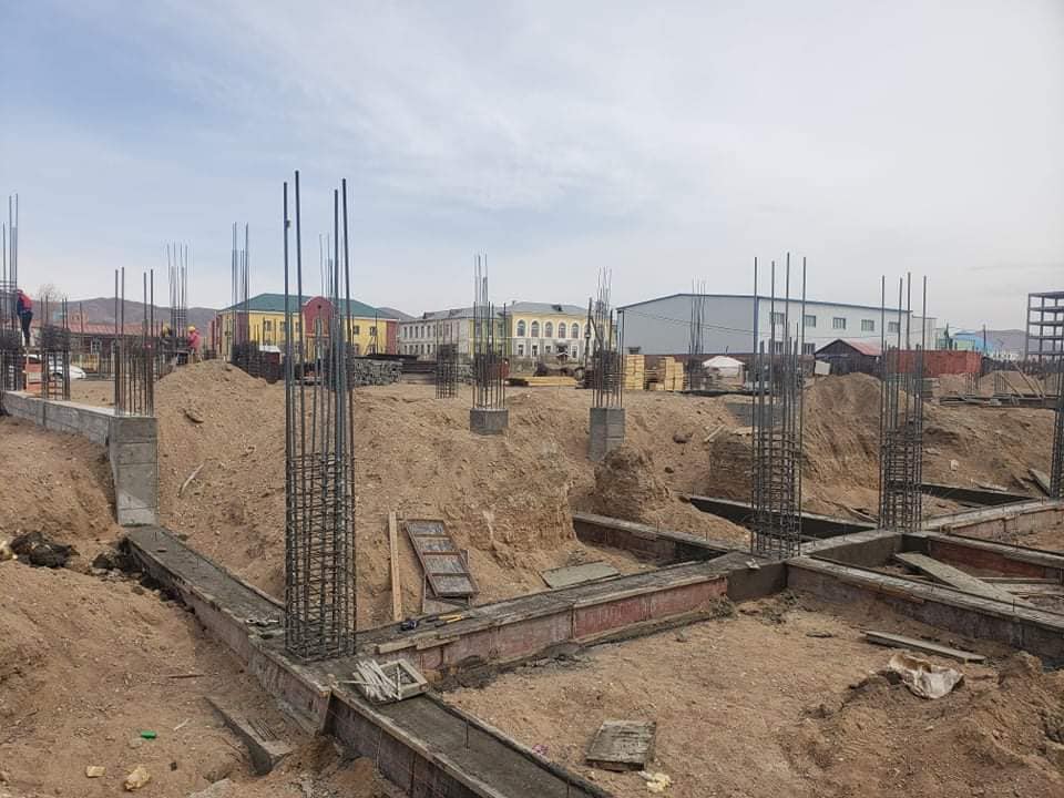 Хөвсгөл аймгийн Мөрөн сумын 320 хүүхдийн сургуулийн барилга.