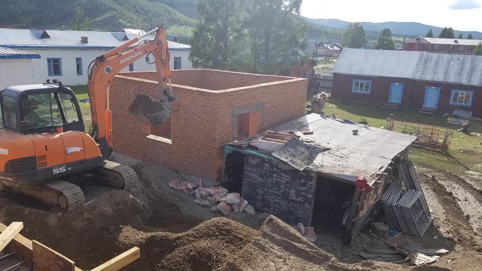 Хөвсгөл аймаг Эрдэнэбулган сум 20-н ортой эрүүл мэндийн төвийн барилга