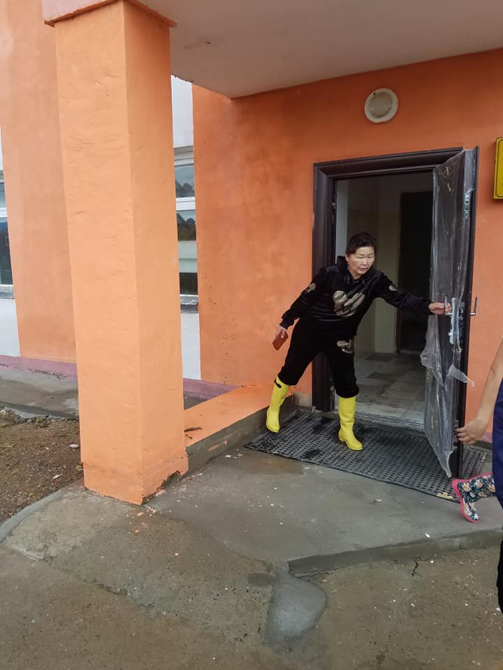 Дадал сумын Цэцэрлэгийн барилгын засварын ажилд хяналт тавьж байнгийн ашиглэлтад оруулав.