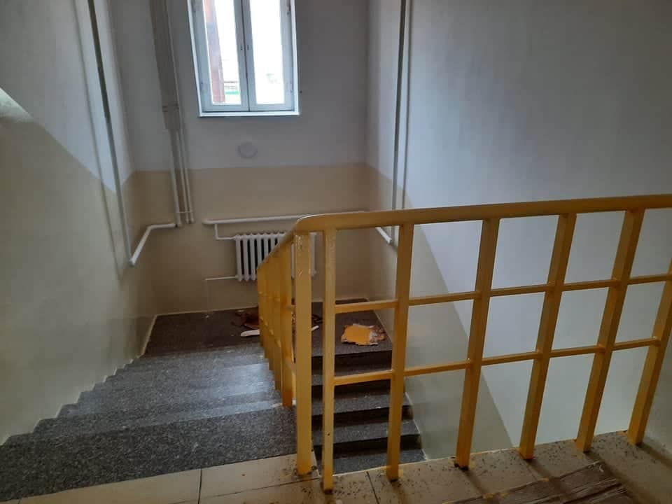 Хөвсгөл аймгийн Баянзүрх сумын Эрүүл мэндийн төвийн засварын ажлыг хүлээн авах улсын комисс ажиллаж байна.