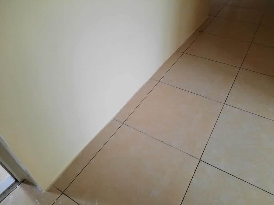 Хөвсгөл аймгийн Баянзүрх сумын Эрүүл мэндийн төвийн засварын ажлыг хүлээн авах улсын комисс ажиллаж байна.