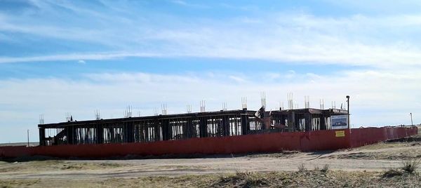Эрдэнэдалай сумын 400 суудалтай Соёлын төвийн барилга, соёлын заал