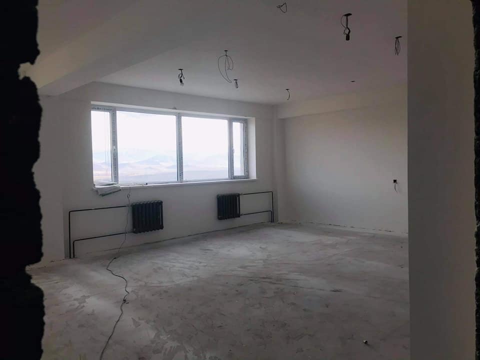 Хөвсгөл аймгийн Мөрөн суманд баригдаж байгаа 480 хүүхдийн хүчин чадал бүхий сургуулийн барилга.