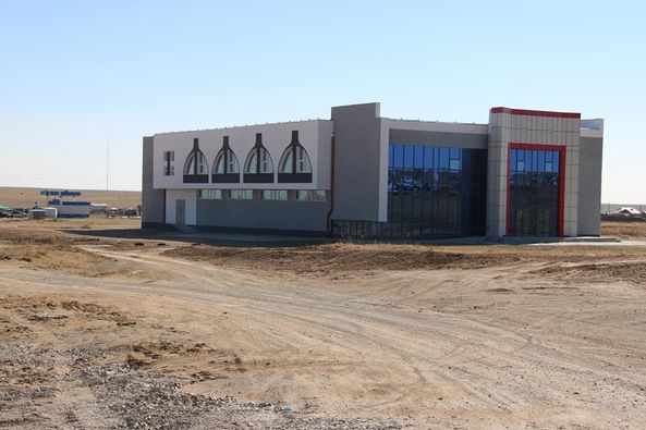 Эрдэнэдалай сумын Соёлын төвийн 445 суудалтай соёлын төв, номын сангийн барилга