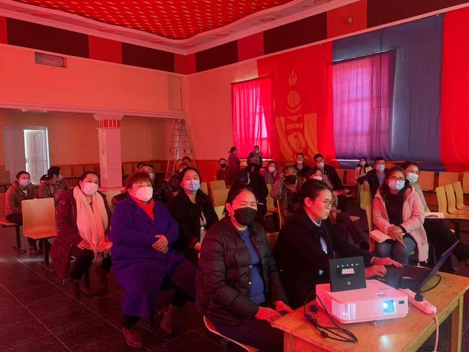 “ГАЗРЫН ХАРИЛЦАА-ЦАХИМ ШИЛЖИЛТ” аяны хүрээнд Лүн, Эрдэнэ, Баянчандмань сумдад зохион байгуулан ажиллалаа