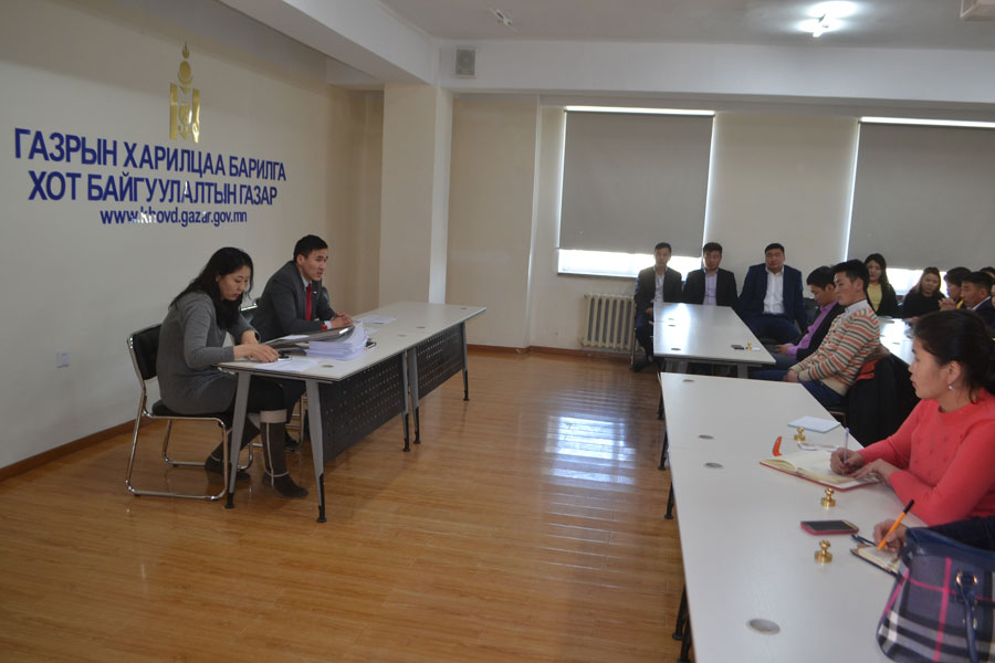 Сумын газрын даамлуудтай 2017 оны үр дүнгийн гэрээ байгууллаа