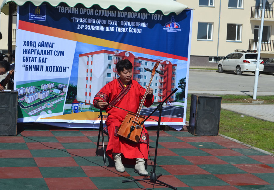 "Түрээсний орон сууц" хөтөлбөрийн 2-р ээлжийн шав тавих ёслол